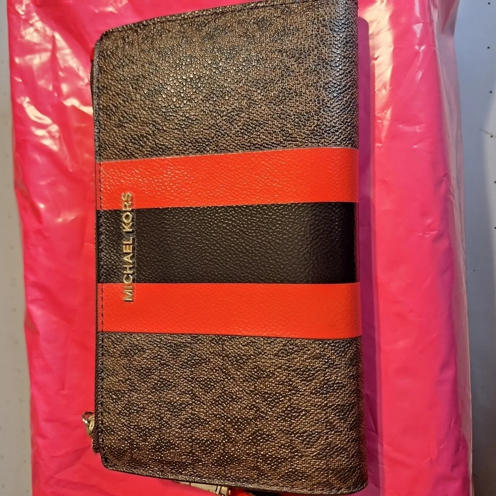 Michael Kors Black and Red Wristlet - Picture 2 of 8